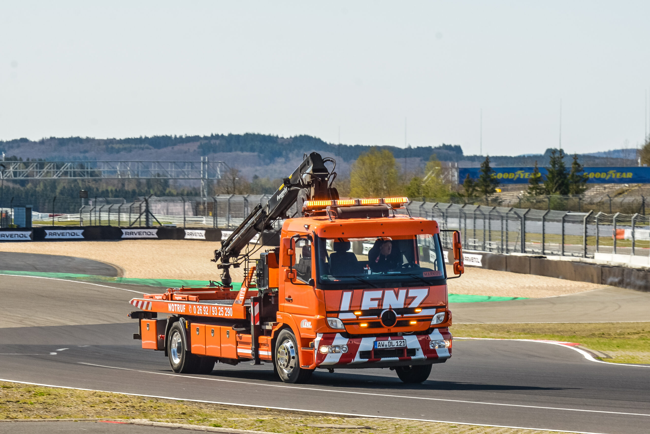 Lenz Abschleppwagen auf dem Nürburgring